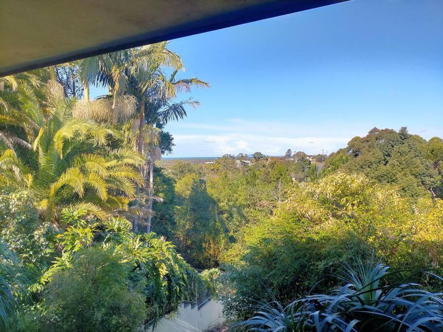 Boyle'S Beach House - Fully Furnished 3 Bedroom Home. Secure Parking. Nambucca Heads Exterior photo