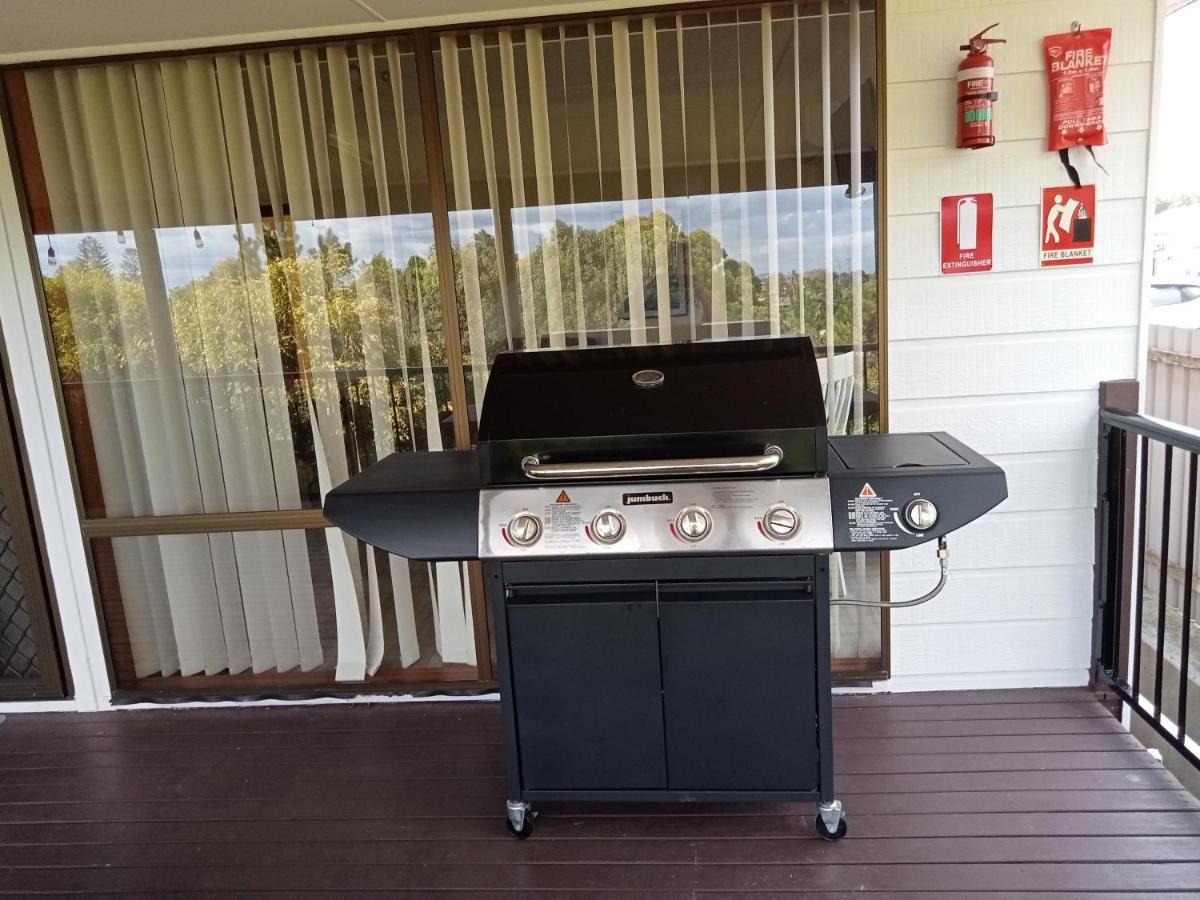 Boyle'S Beach House - Fully Furnished 3 Bedroom Home. Secure Parking. Nambucca Heads Exterior photo
